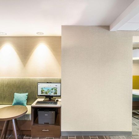 Hampton Inn & Suites Houghton Kültér fotó