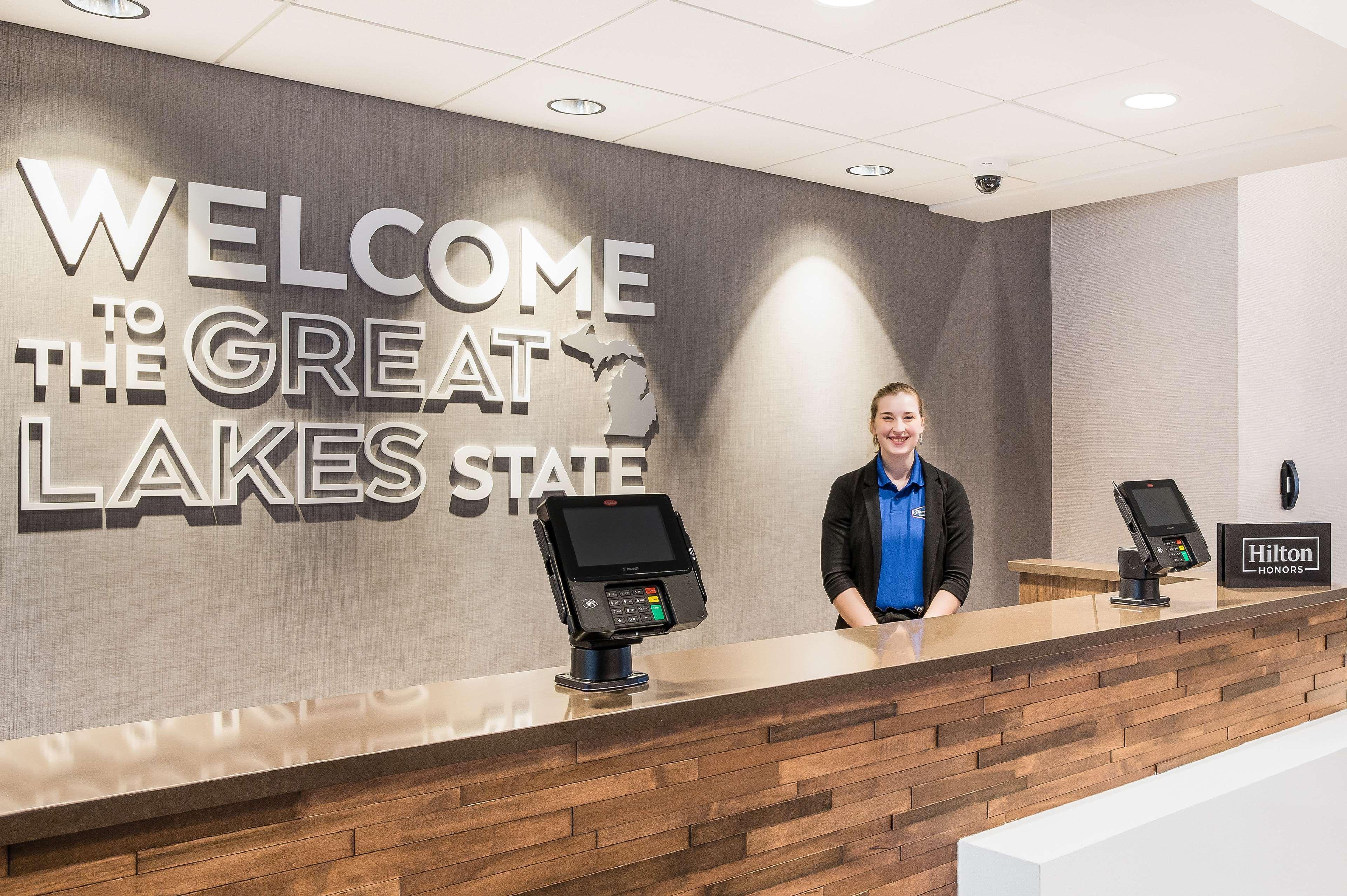 Hampton Inn & Suites Houghton Kültér fotó