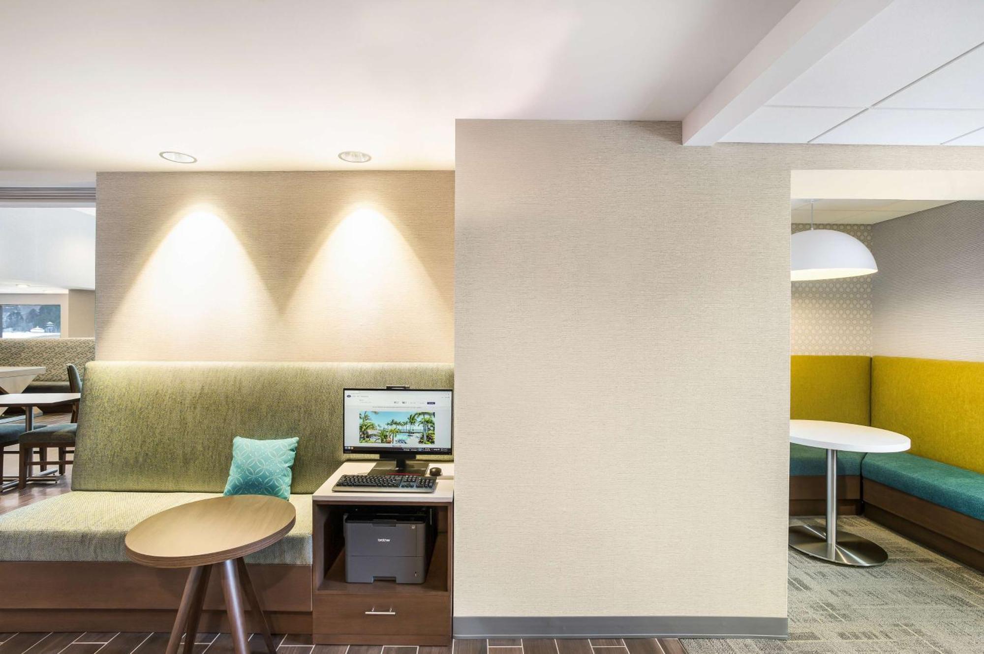 Hampton Inn & Suites Houghton Kültér fotó